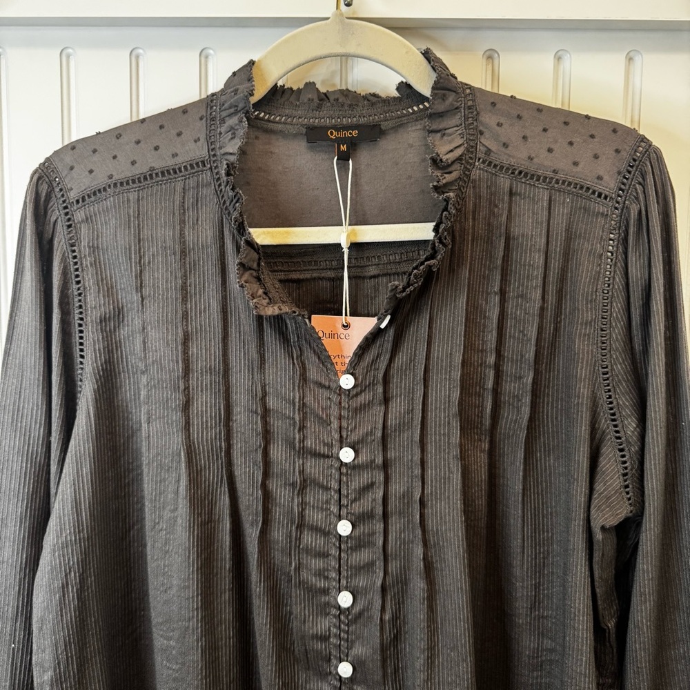 Quince Charcoal Pintuck Button-Down Cottagecore Blouse Ruffle Trim Cotton Sz Med - Picture 7 of 12